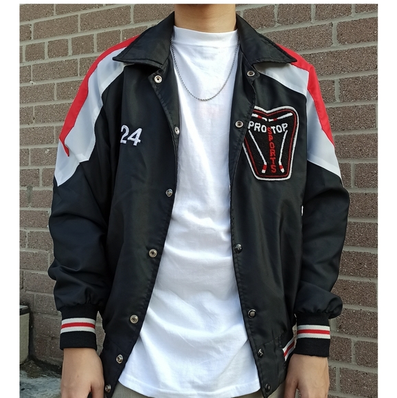 🔥Vintage red black bomber variety Jacket🔥 - Picture 2 of 4